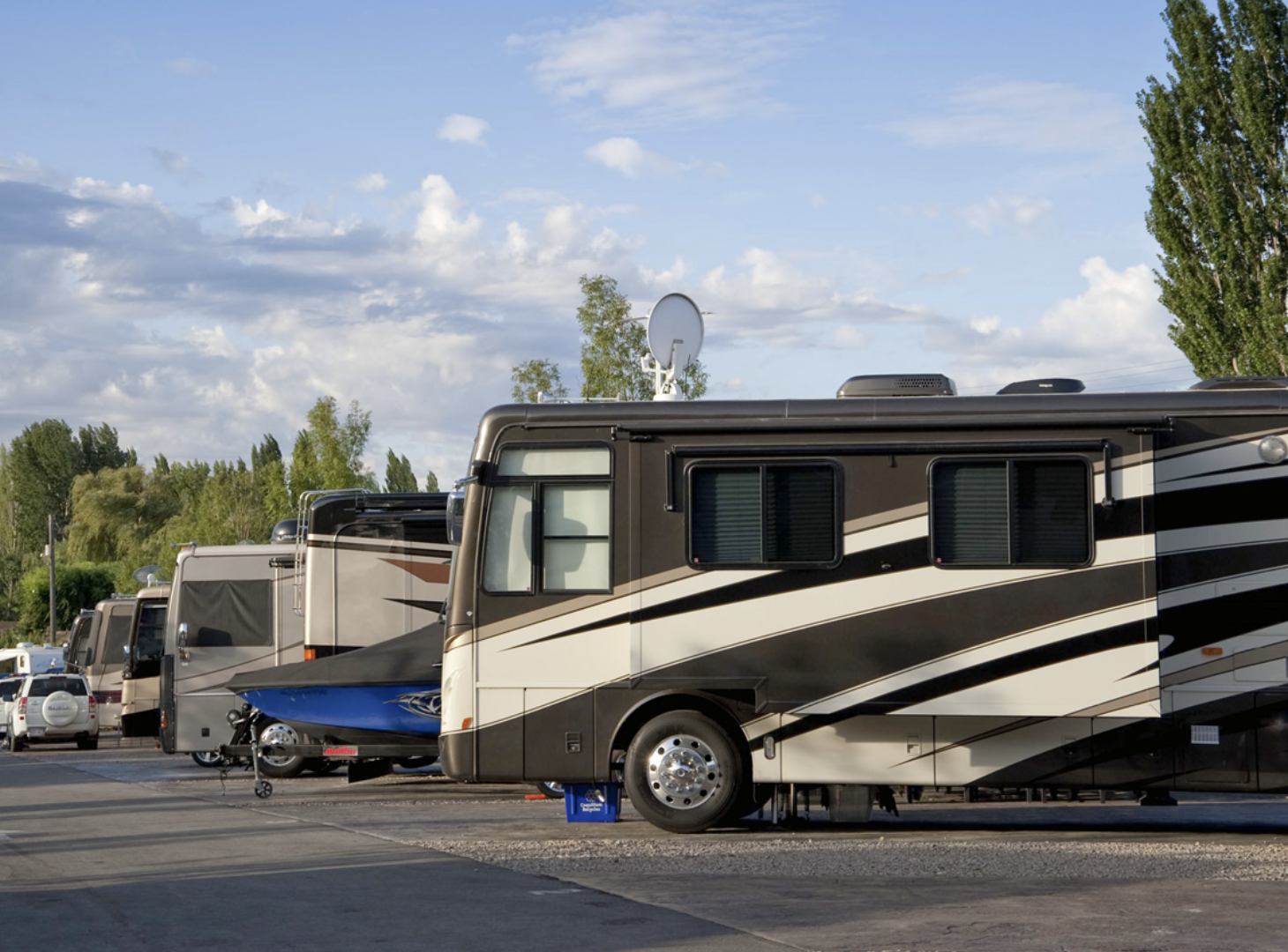 VEHICLE PARKING & STORAGE